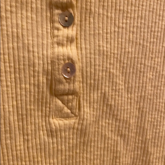 PacSun Light Yellow Button Short Sleeve - Picture 3 of 6